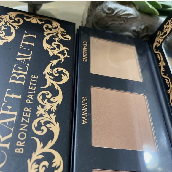 Lovecraft Beauty Bronzer Palette with shades Cymbeline, Sunniva, Aditya - Picture 3 of 16